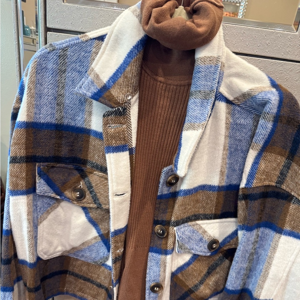 Cute set! Heavy and super warm button downs, with cute thin Turtle neck.